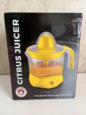 Chefs Counter Citrus Juicer Electric New Model CC-1864-YW Kitchen Gadget Yellow